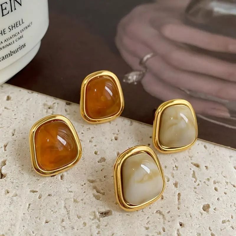 Vintage Coffee Color Square Resin Studs