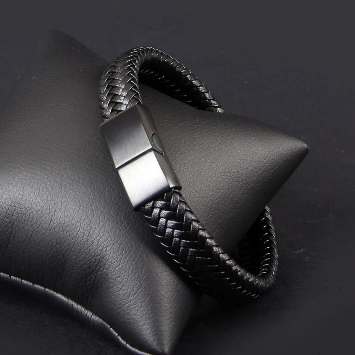 Men Leather Open Bangle, Outdoor Sports Gift, Simple Multi-Size Woven Leather Hand Rope