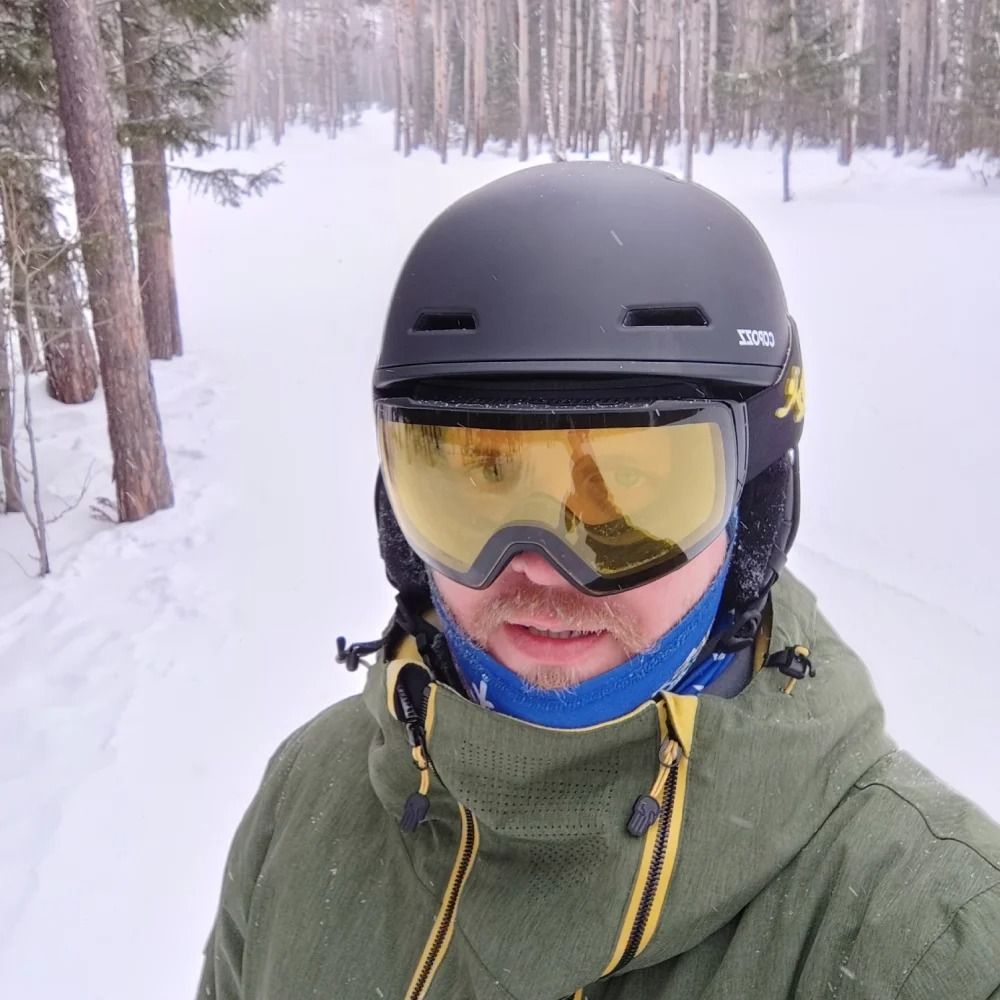 Professional Anti-Impact Snow Safety Helmet