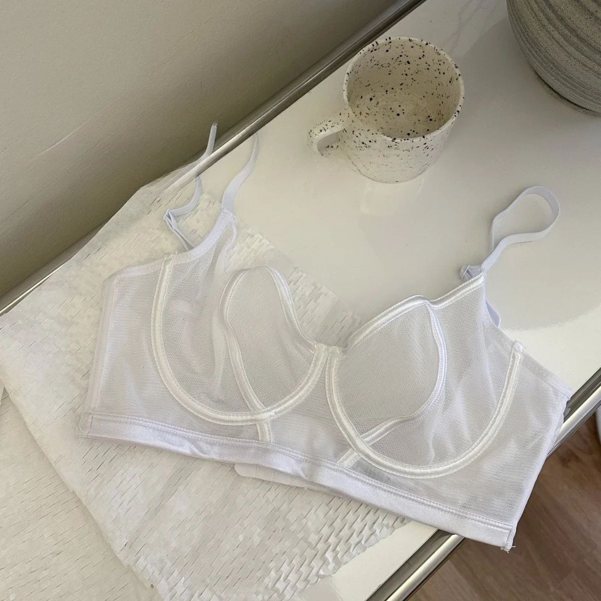 Transparent Ultra-Thin Lace Strapless Bra – Sexy Embroidered Underwire Lingerie
