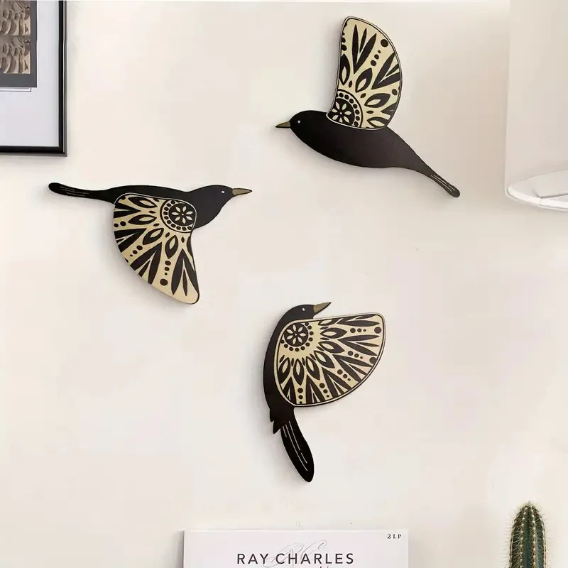 Vintage Gothic Wooden Black Bird Wall Decor, Stylish Indoor/Outdoor Home Decorations for Living Room & Bathroom