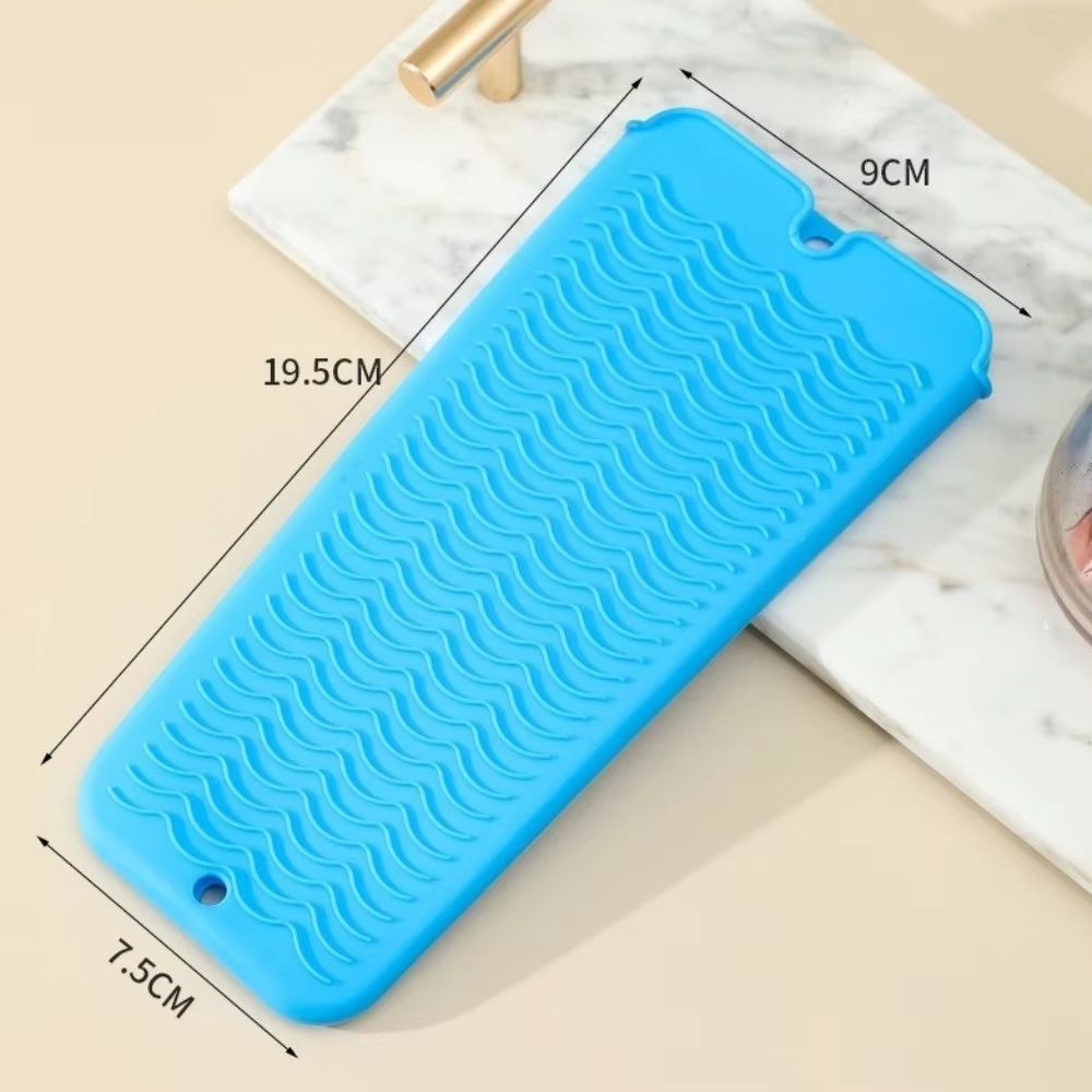 Heat Resistant Silicone Hair Styling Mat and Travel Pouch