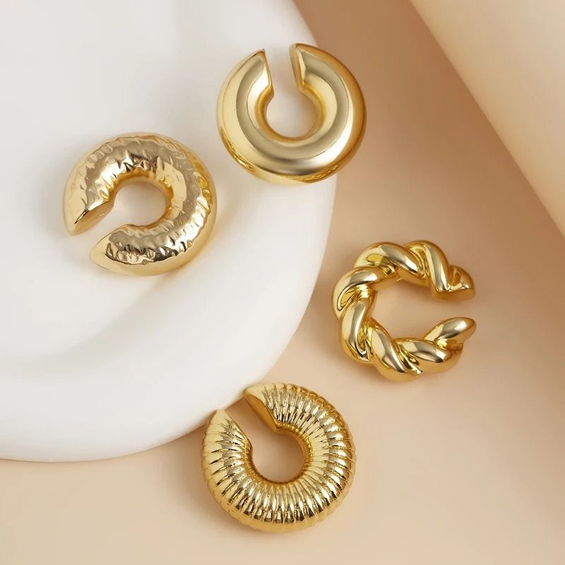 4-Piece C-Shaped Non-Pierced Ear Clip Set
