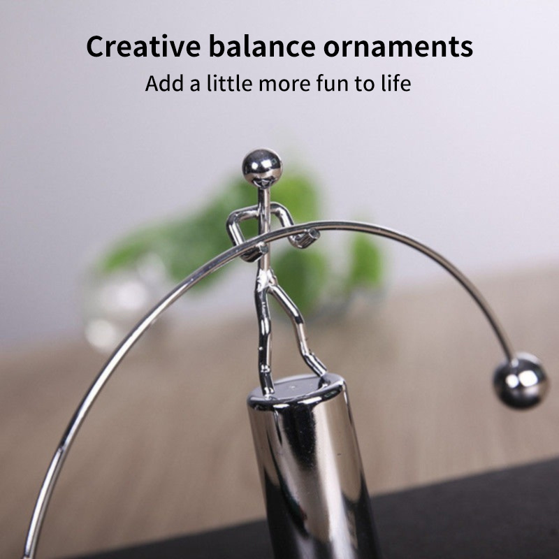 Fun Balance Ball Swing Weightlifting Iron Decoration Tumbler Small Man Ornaments