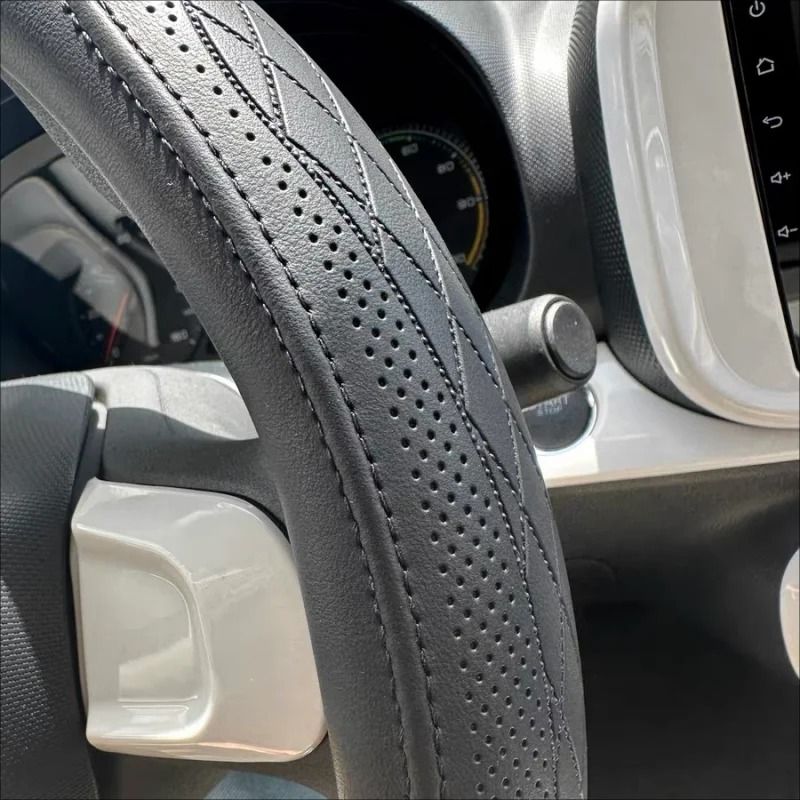 Napa Leather Steering Wheel Cover Non Slip Breathable Universal Fit