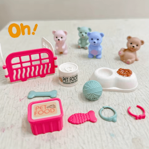 Childrens Play House Scene Toy Set with Teddy Bear and Pet Bathroom Accessories
