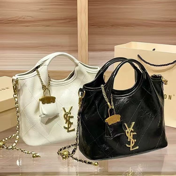 Premium Handbag with Diamond Grid Embroidery, Large Capacity Vegetable Basket Bag, Chain Bar Crossbody