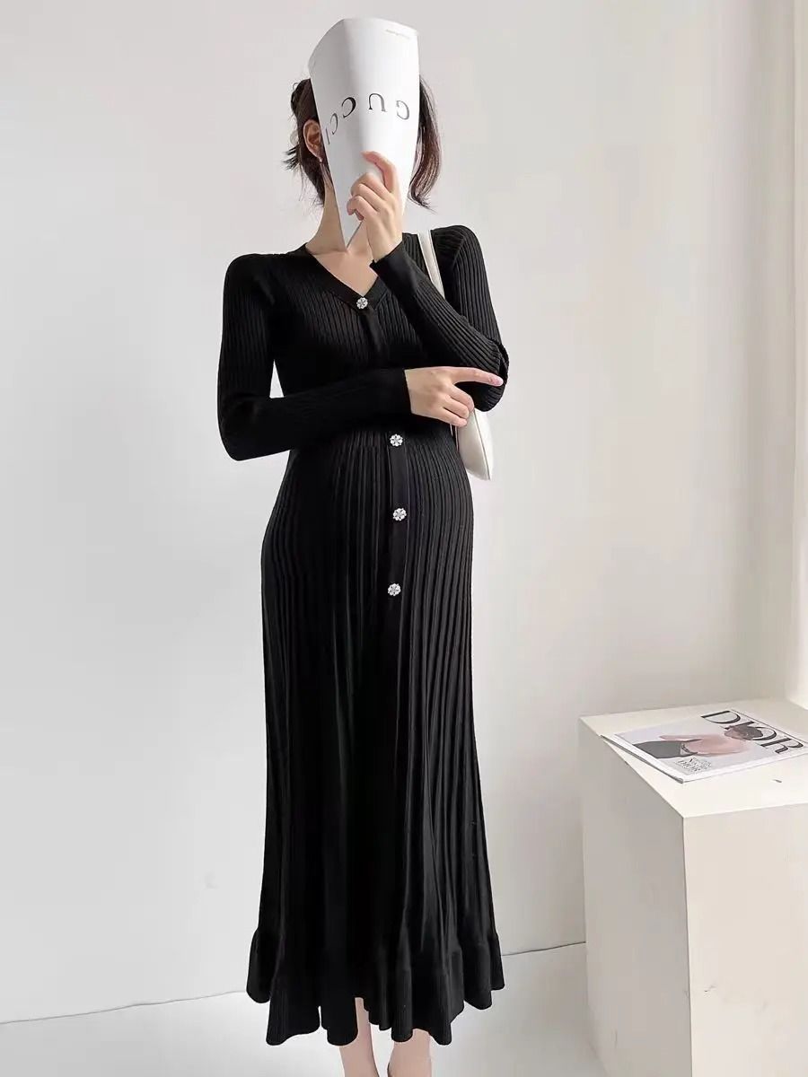 Single Breasted V Neck Fishtail Maternity Knit Dress