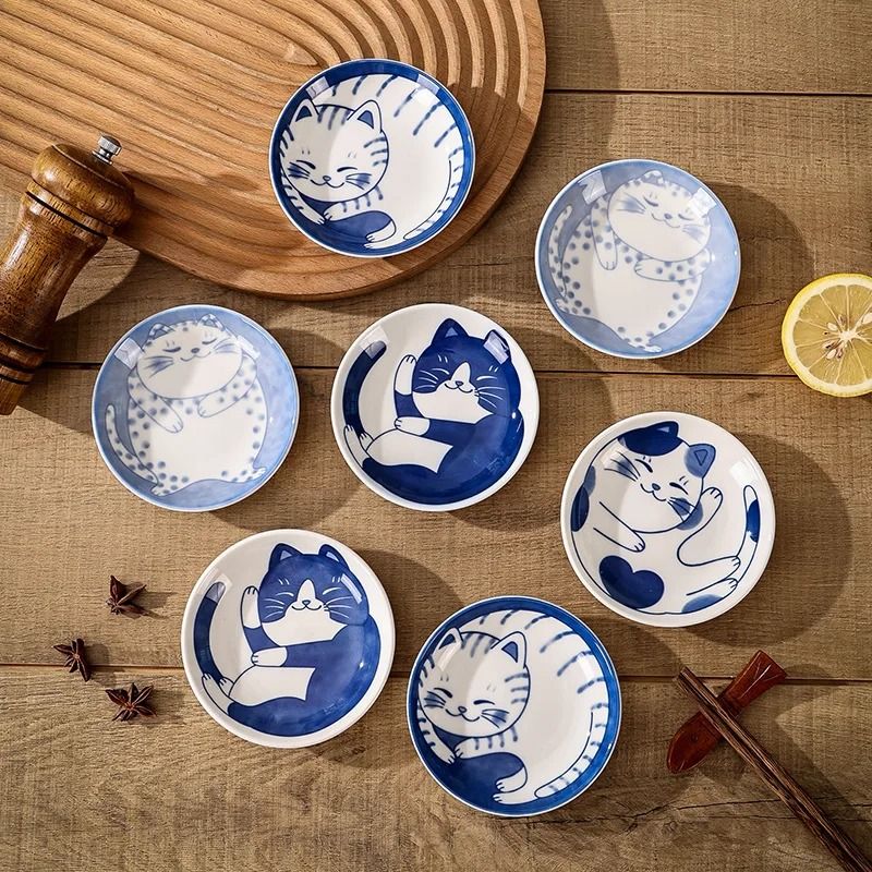 Japanese Style Ceramic Dessert Sauce Dish with Lucky Cat Design