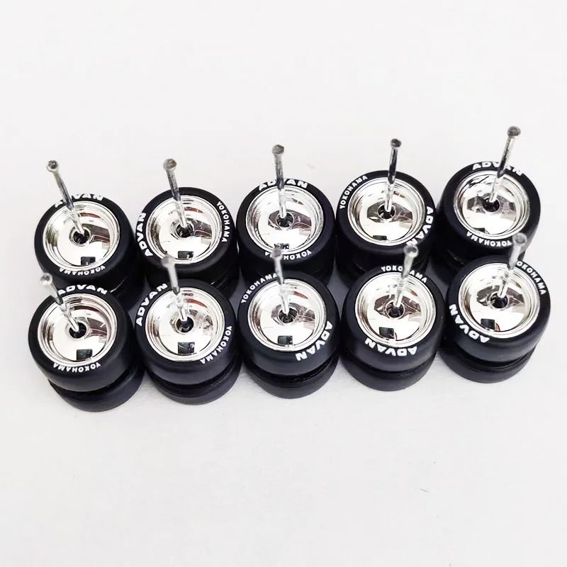 1/64 Scale Custom Alloy Wheels and Rubber Tires