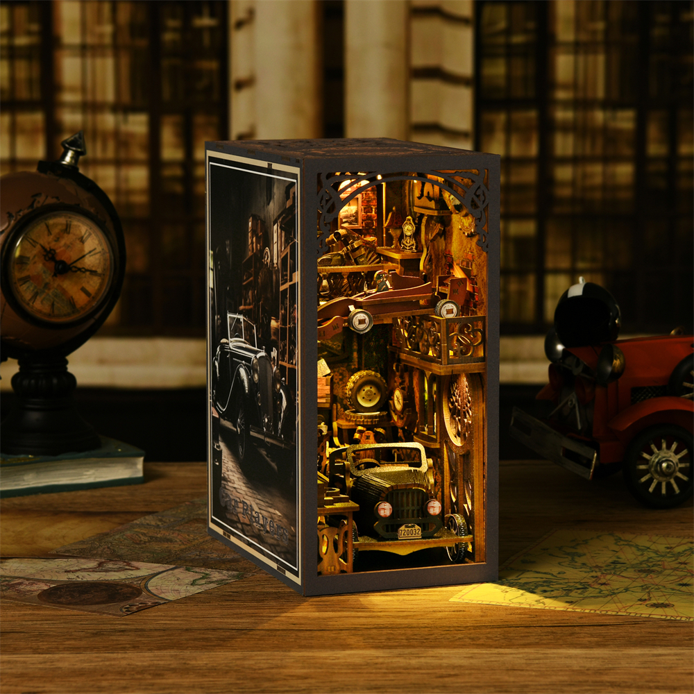 Classic Car F1 Book Nook Kit, DIY Wooden Puzzle Bookshelf Insert for Home Decoration & Gifts