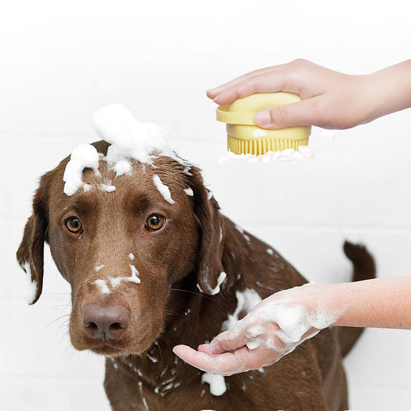 Soft Silicone Pet Bathing Gloves for Dogs & Cats  Massage Grooming Brush for Safe & Easy Cleaning