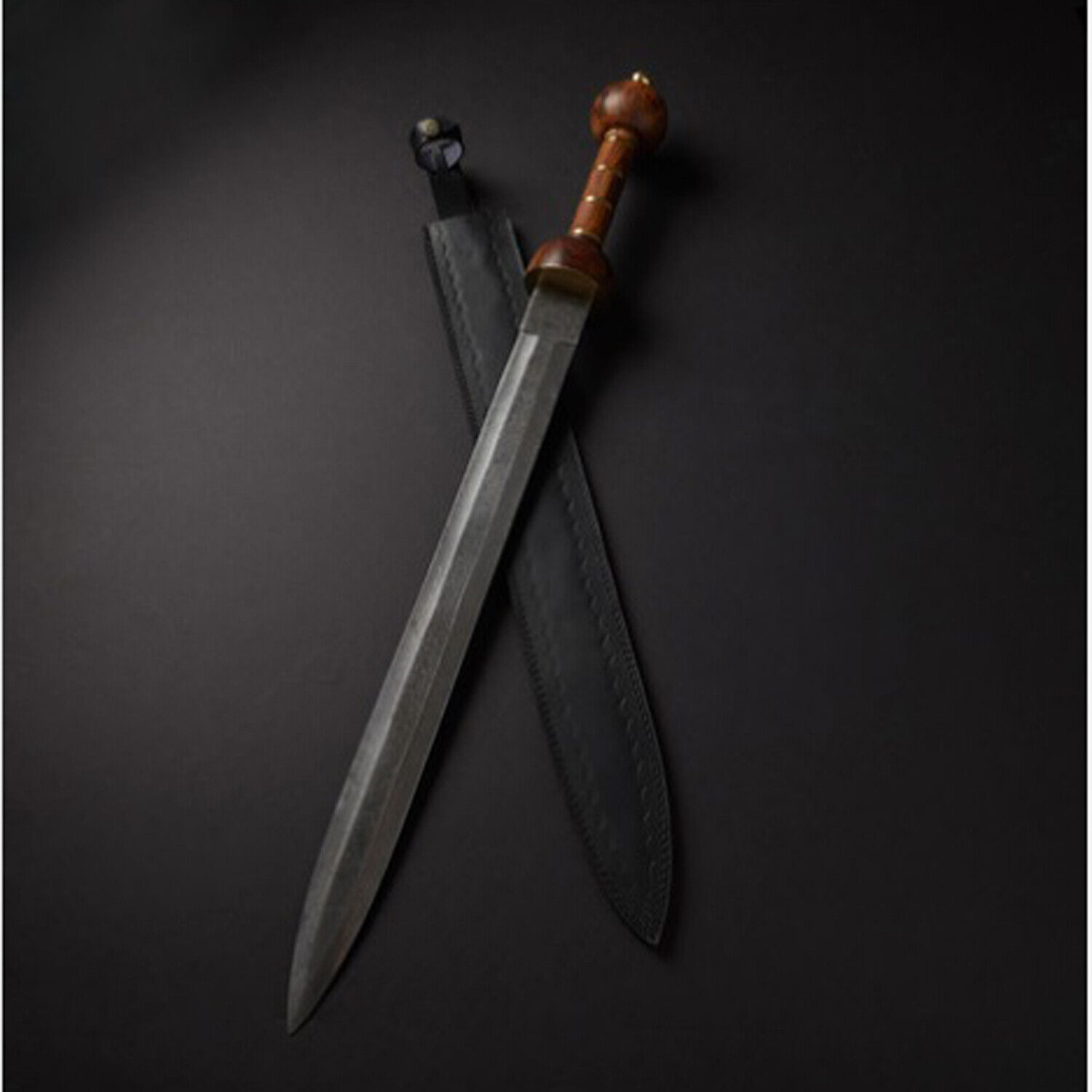 30 Inch Roman Gladiolas, Damascus Steel Hunting Sword, Viking Sword with Leather Sheath