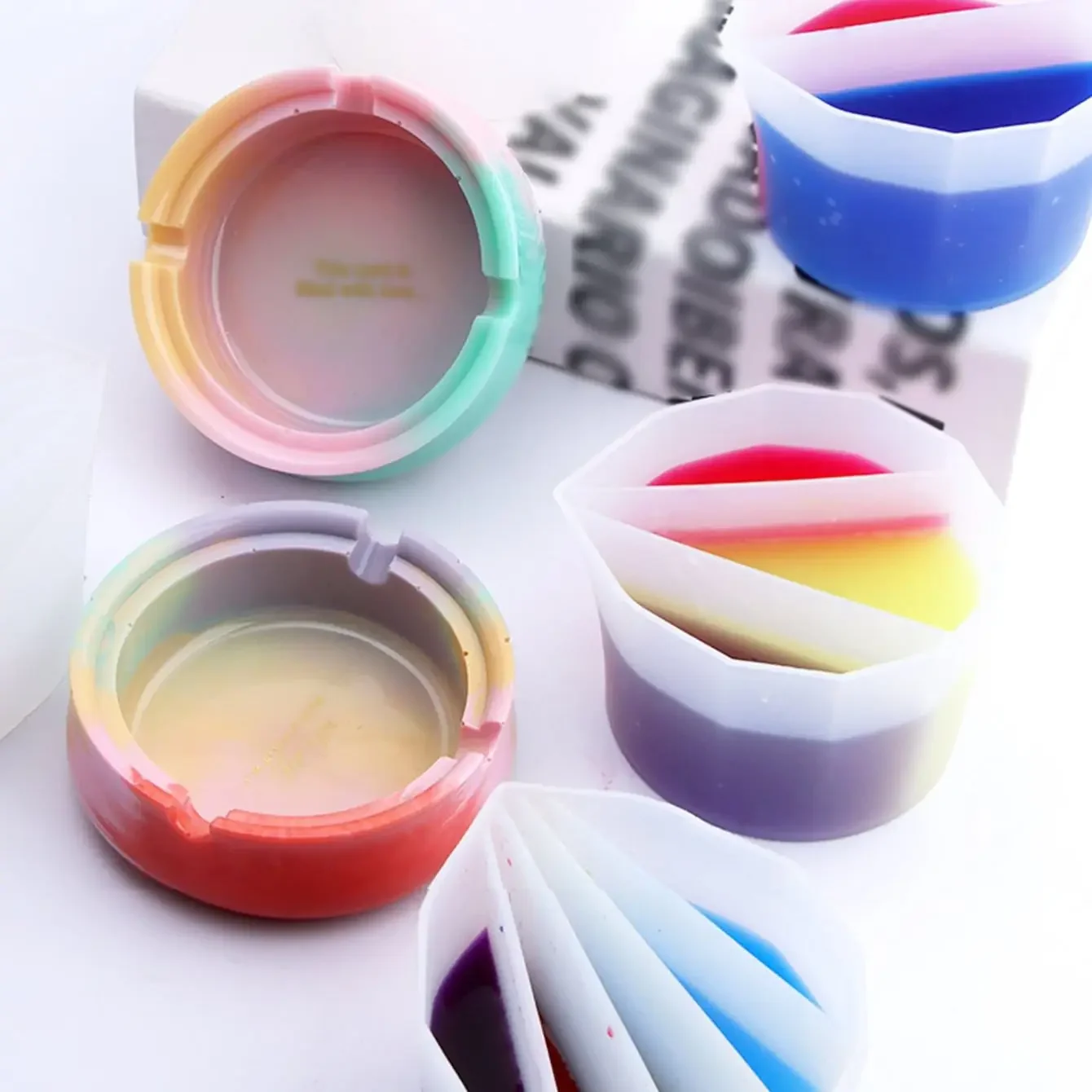 Amazing Liquid Art and DIY Craft Dispenser, Fluid Art and Silicone Craft Diverter