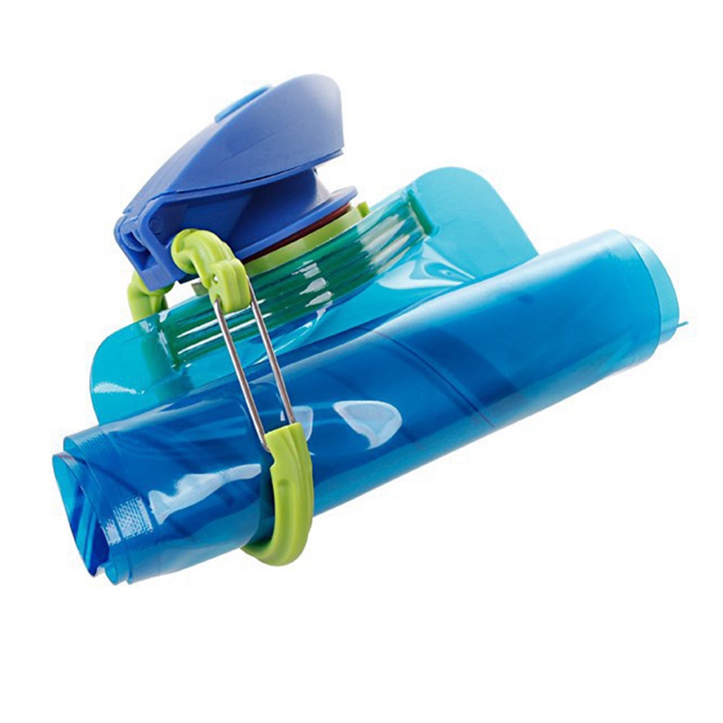 Flexible Reusable Travel Water Bottle, Foldable Plastic Water Pouch Soft Flask Water Bag with Carabiner Clip