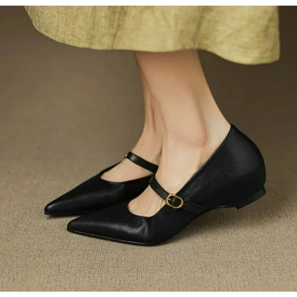 Retro Style Thick-Heel Mary Janes – Elegant Pointed-Toe Comfort Office Pumps