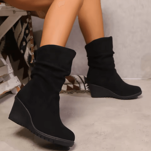 Women Wedge Platform Winter Boots – Elegant Round Toe High Heel Casual Fashion Boots