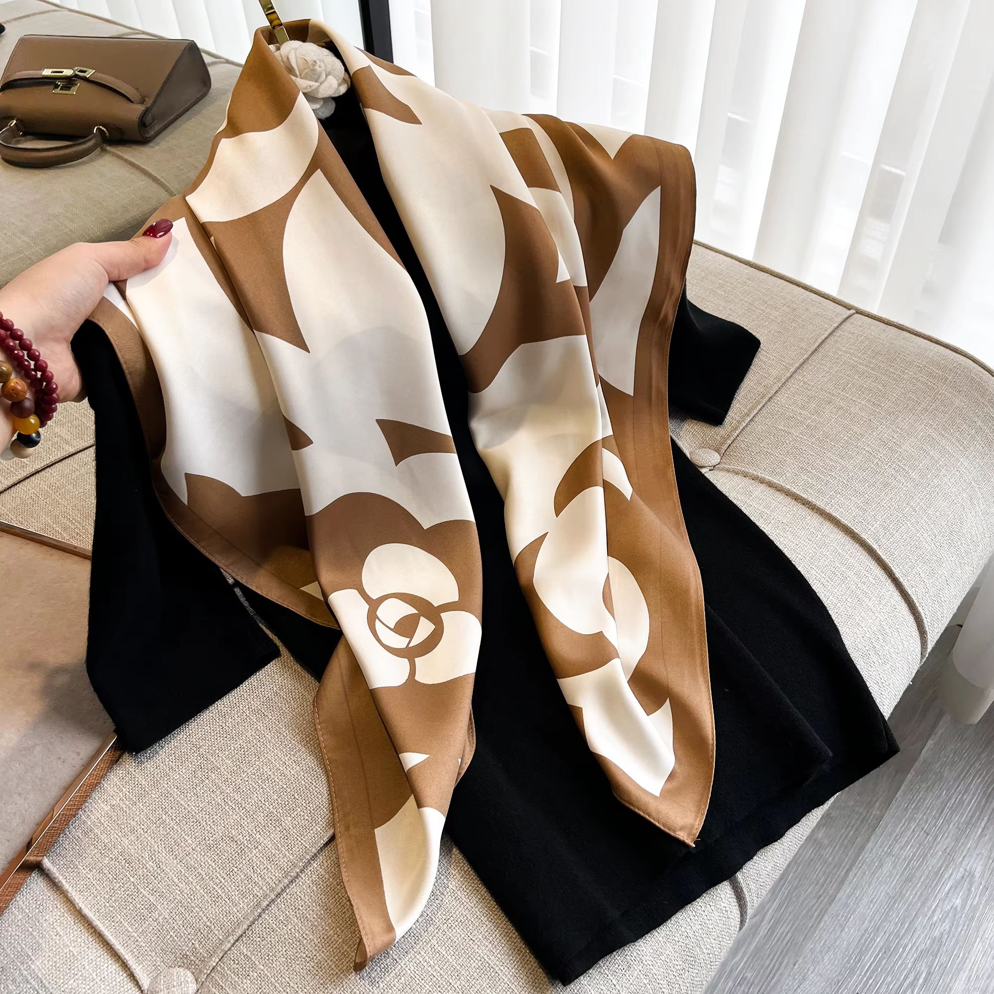 Luxury Satin Twill Square Scarf for Women – 35x35in Elegant Shawl, Headscarf & Neck Tie Bandana