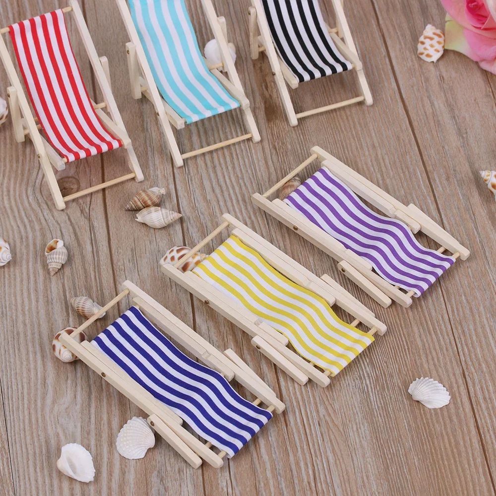 Dollhouse Beach Chair Set with Mini Beach Table, Foldable Wooden Beach Furniture