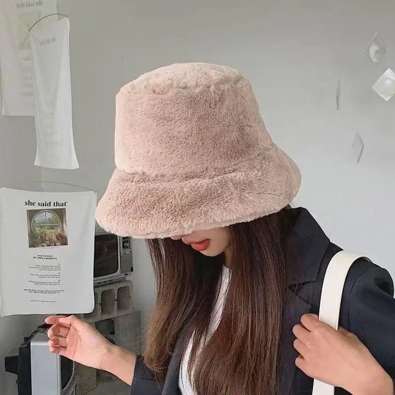 Faux Fur Winter Bucket Hat for Women & Girls – Fuzzy Warm Furry Fisherman Cap for Skiing, Travel & Casual Wear