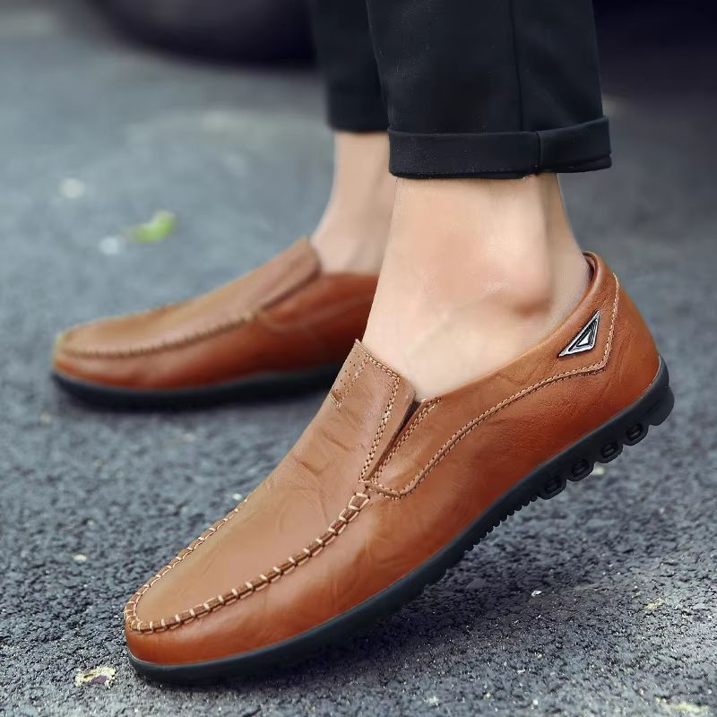 CLOHOO Handmade Men's Loafers Anti Slip Leather Slip On Driving and Business Casual Shoes
