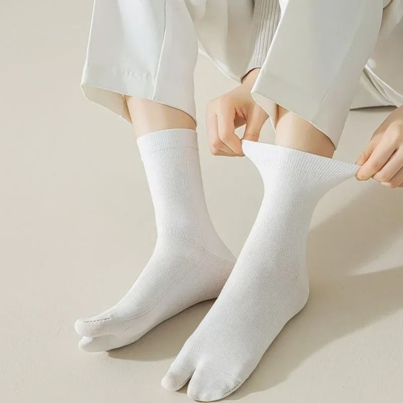 Japanese Style Tabi Toe Socks for Men and Women