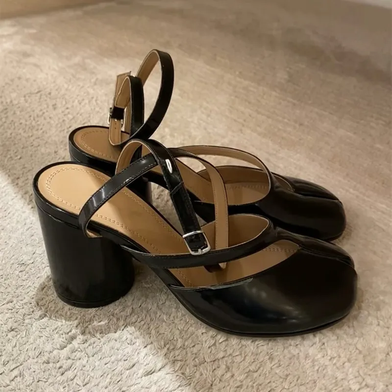Elegant Designer Split Toe Patent Leather Chunk Heeled Sandals, Womens Fashion Buckle Pumps & Mary Jane High Heels