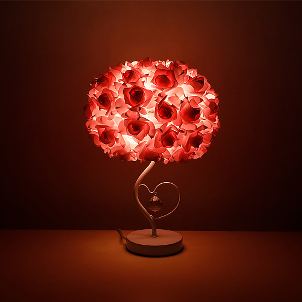 Pastoral Style Rose Table Lamp, Heart Crystal Bedside Lamps, Decorative Nightlight for Bedroom Room Decor, Girls Gifts