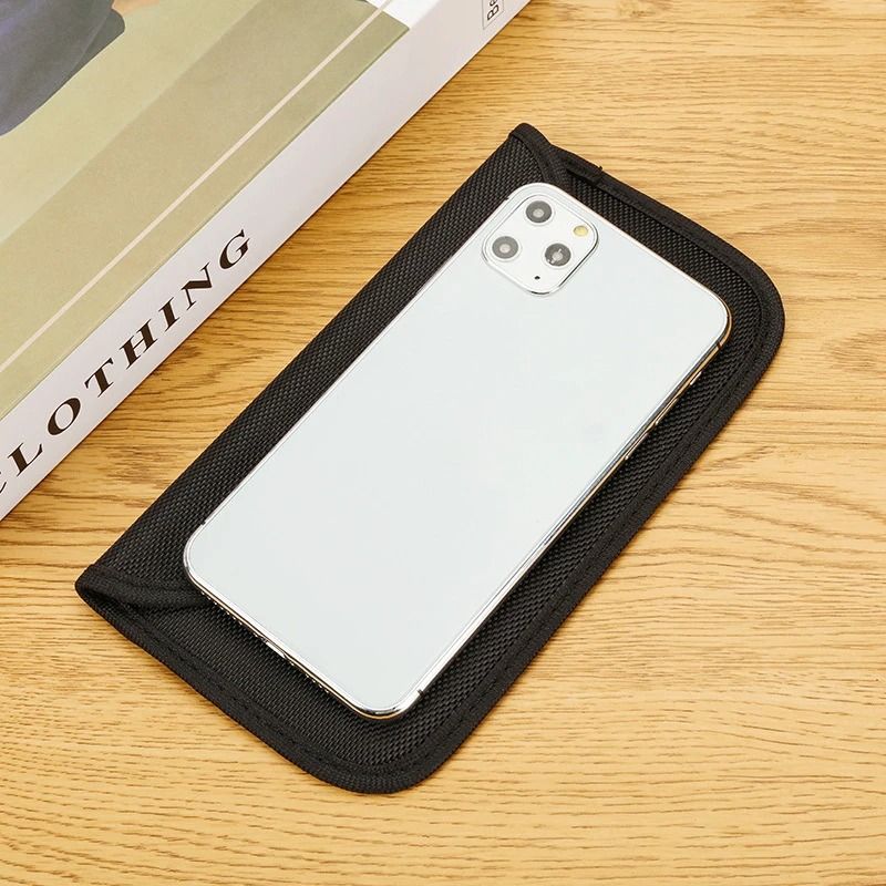 Universal Faraday RFID Signal-Blocking Key Fob Pouch