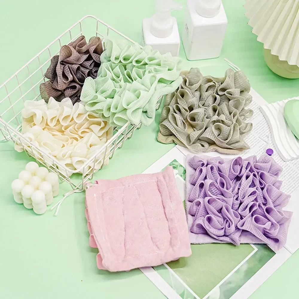 2-In-1 Integrated Soap Pouch and Mesh Bath Interface