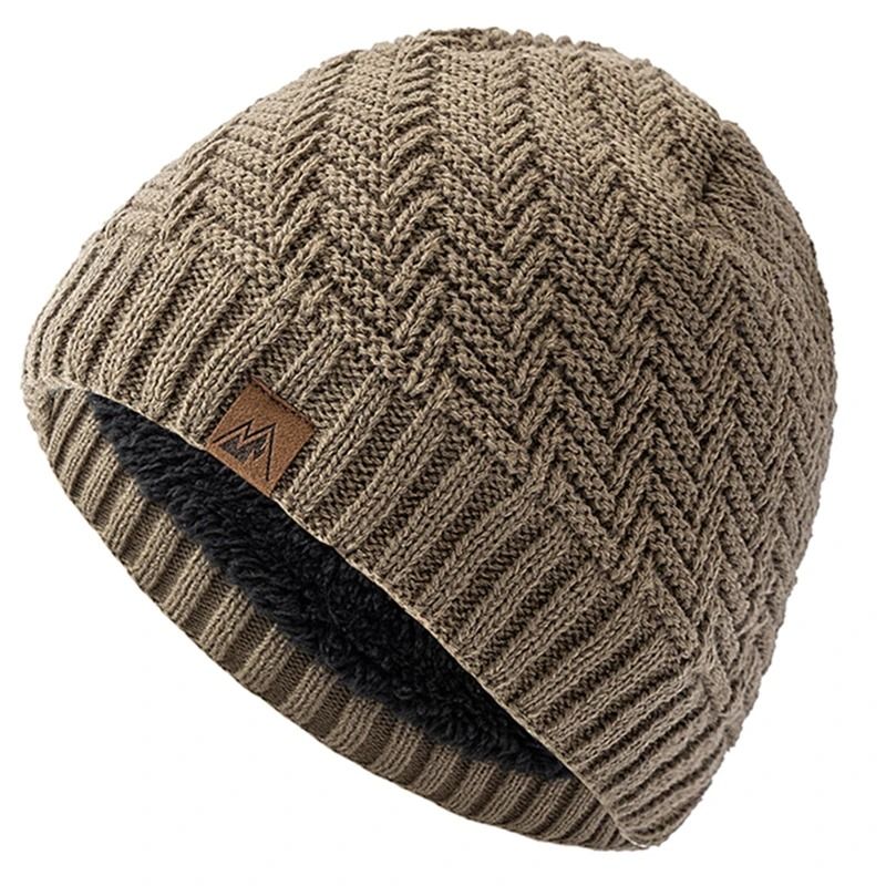 Unisex Peak Label Winter Beanie – Plush Fur-Lined Warm Knitted Hat