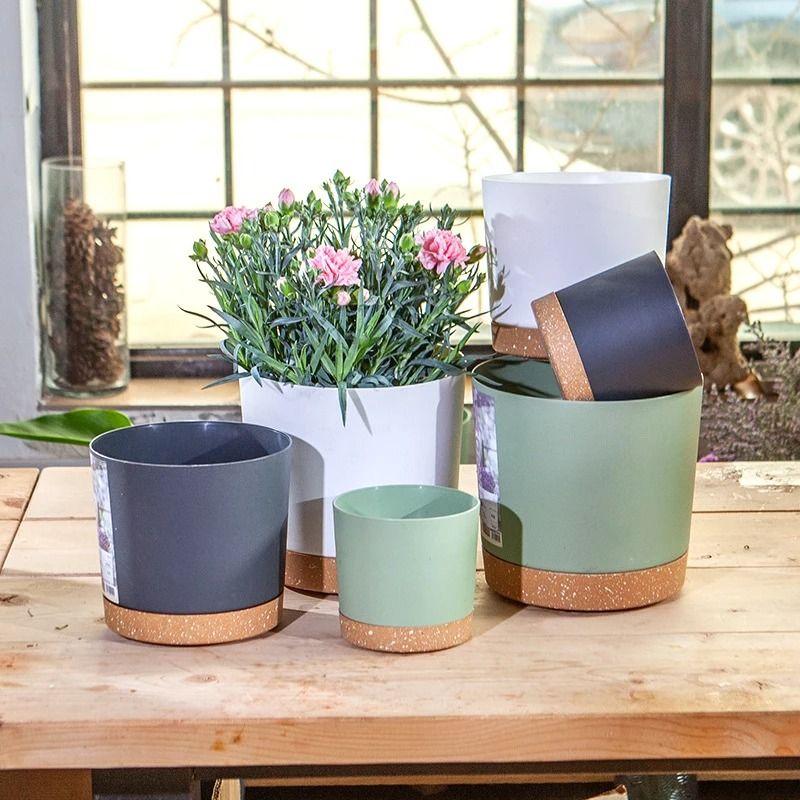 Self-Watering Plant Pots – High-Performance Automatic Plastic Flowerpots with Integrated Saucer
