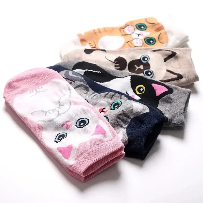 Womens Cartoon Cat Ankle Socks – Breathable Everyday Comfort Set (5 or 10 Pairs)