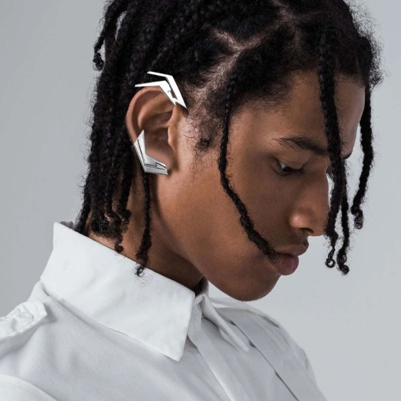 Unisex Silver Color Ear Clips Unique Futuristic Skeletal Spine Ear Hooks for Y2K Trendsetters