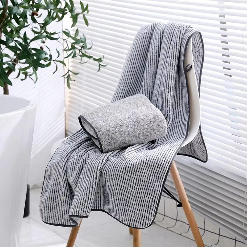 Thick Microfiber Body Bath Towel – Large Quick-Dry Spa and Gym Shower Towel