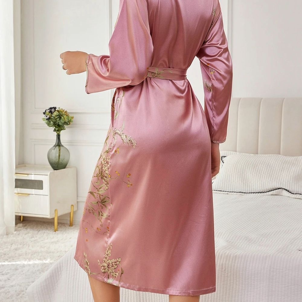 Elegant Floral Silk Robe for Women Loose Fit Long Sleeve Loungewear