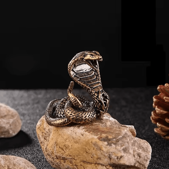 Antique Copper Mini Snake Figurine – Vintage Bronze Desk Ornament for Home & Office Decor