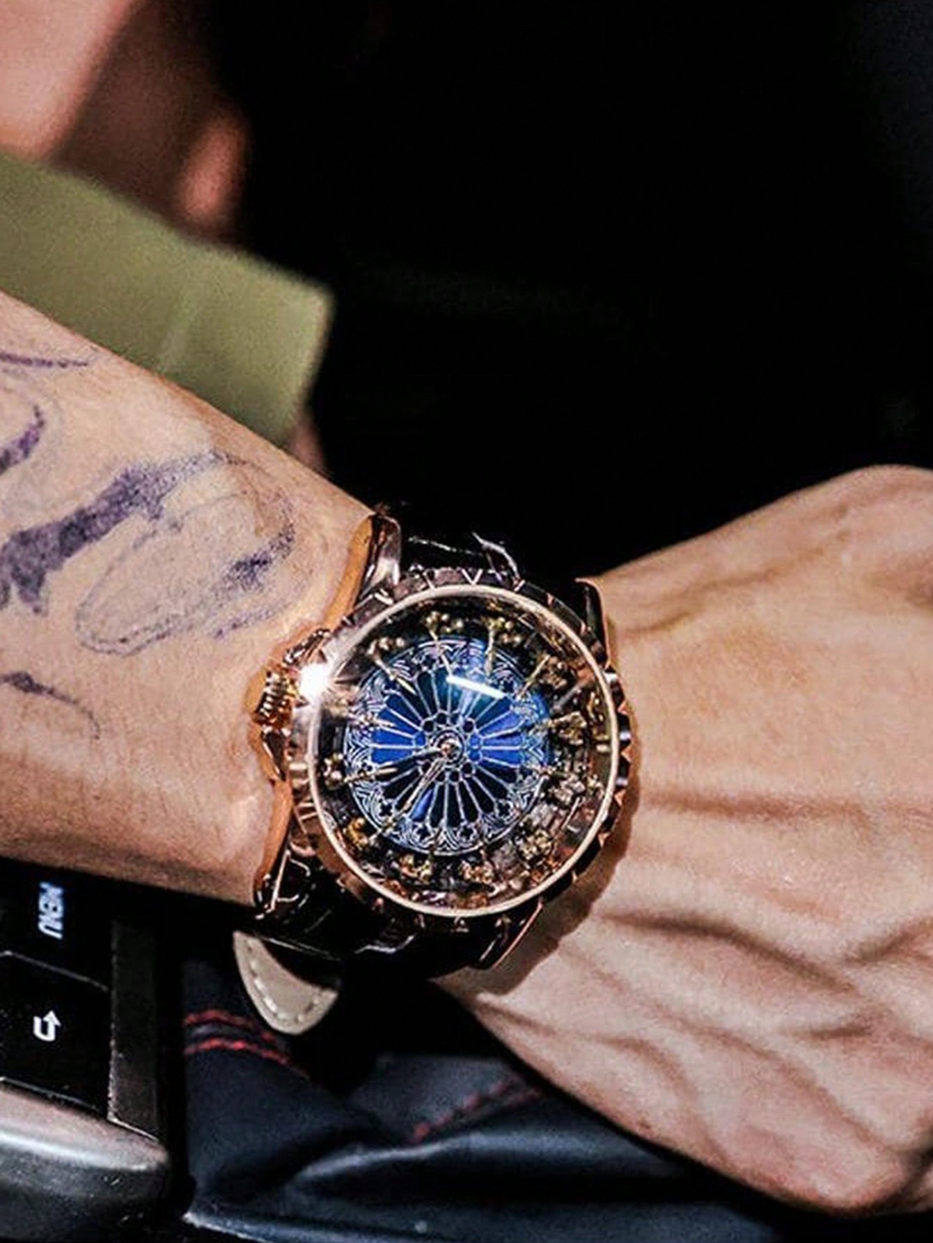 Luxury Personalized Men Watch, Trendy Quartz Sports Watch, Large Dial Watch for Men, New Fashion Wrist Watches