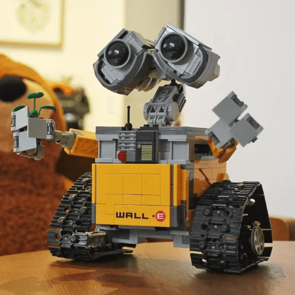 687PCS Wall-E Robot Building Blocks Set – DIY Assembly STEM Toy & Collectible Model