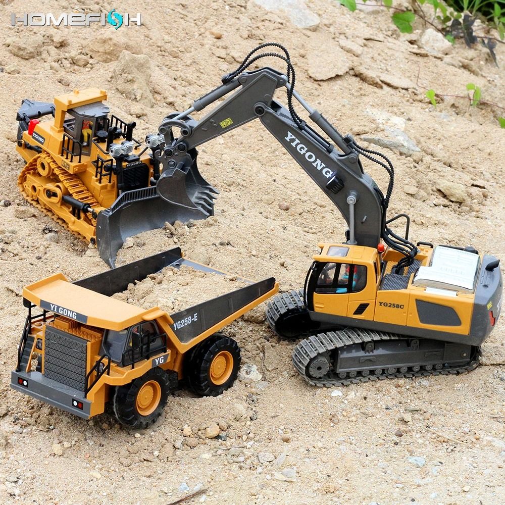 Remote Control Construction Vehicle Toy with 2.4GHz Control, Lights, Sound, and Rechargeable Battery