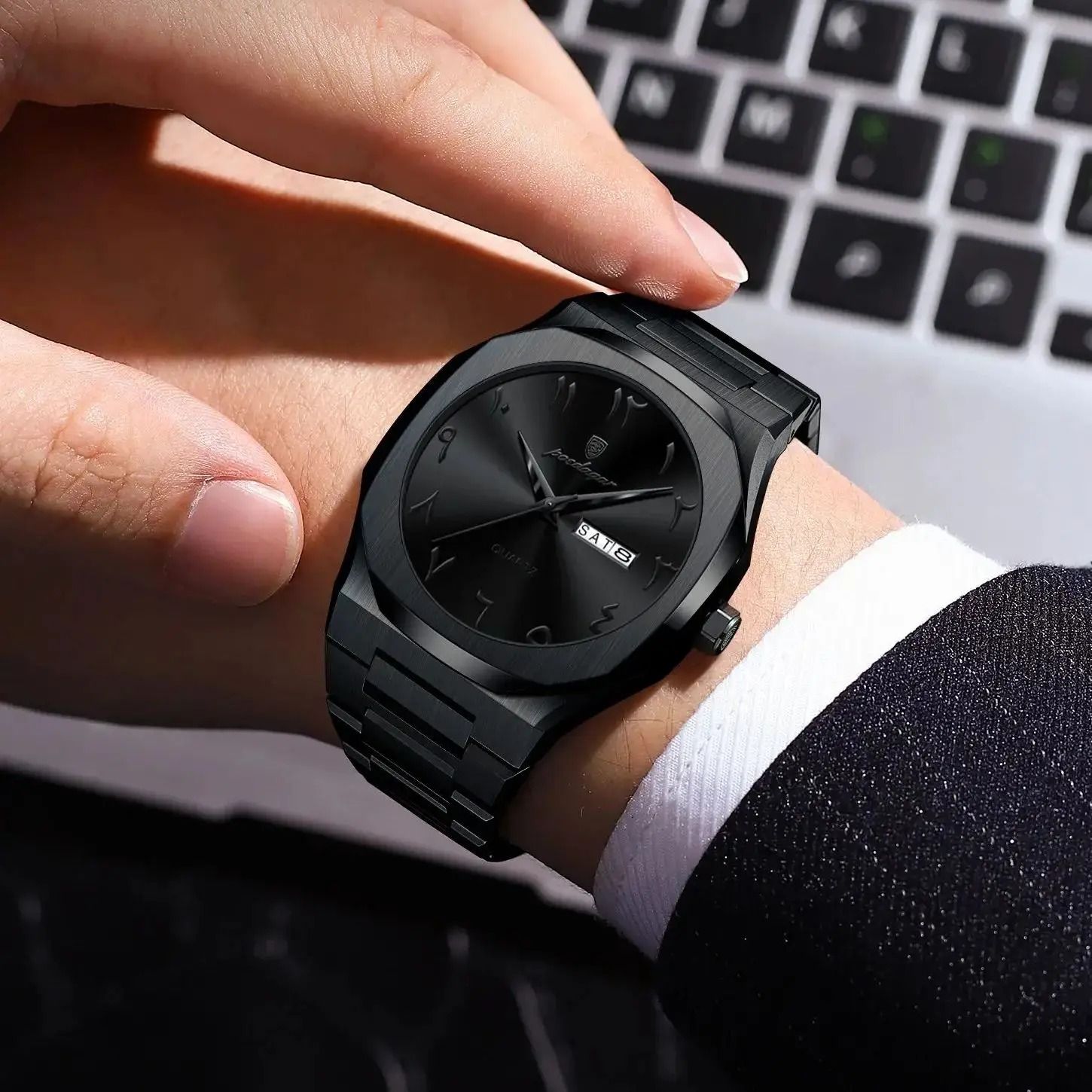 Mens Military Style Watch with Weekday Calendar and Waterproof Design