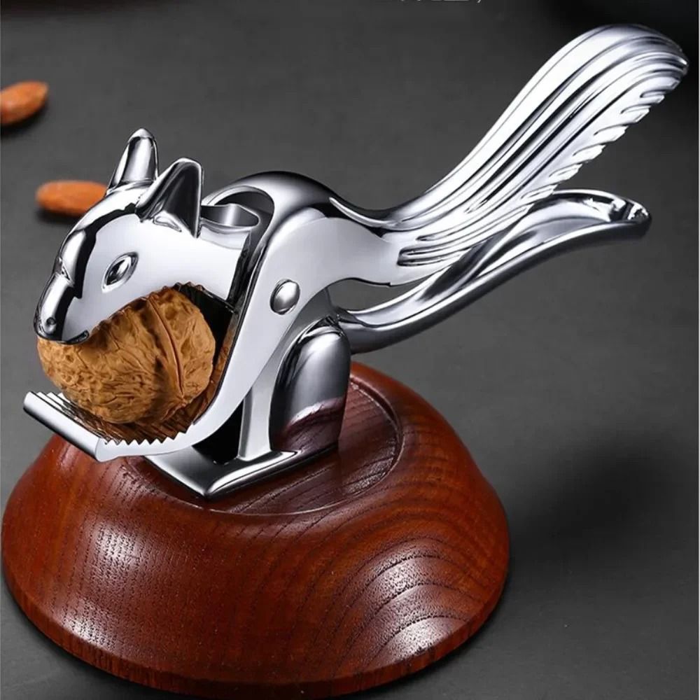 Squirrel-Shaped Nutcracker | Walnut, Hazelnut, Pecan Sheller
