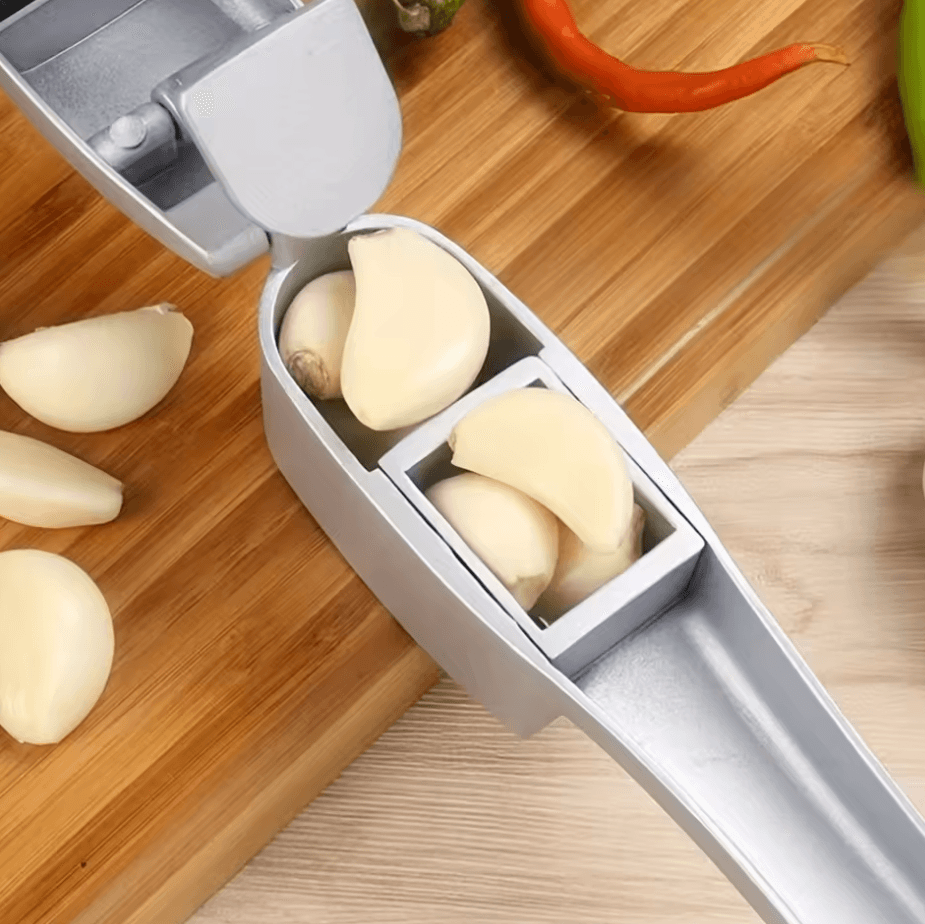 2-in-1 Aluminum Garlic Press and Slicer Grinder Multi-Function Kitchen Tool