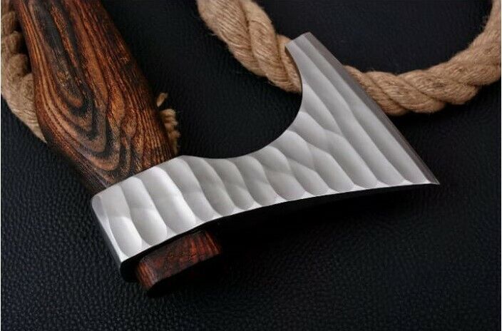 CUSTOM HANDMADE CARBON STEEL HATCHET TOMAHAWK HUNTING AXE WITH BEAUTIFUL HEAD