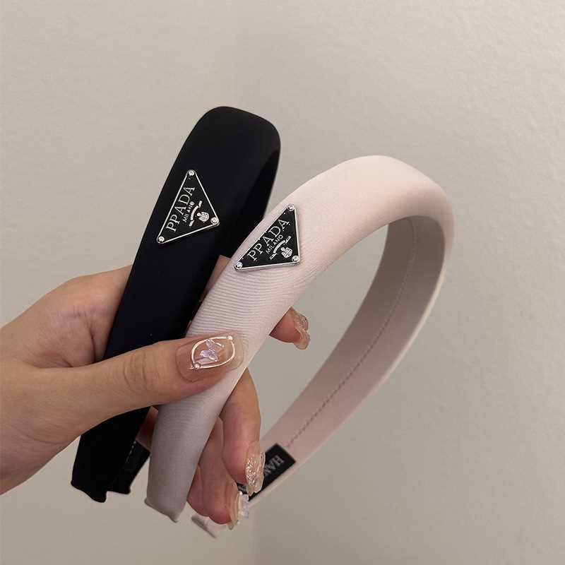 Classic Womens Retro Luxury Hairband, Designer Niche Trendy High End Fashionable Hair Accessory Elegant Hair Clip