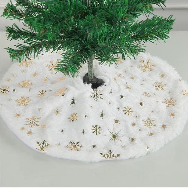 15-Inch White Faux Fur Christmas Tree Skirt | Premium Sequin Round Xmas Mat & Holiday Party Infrastructure