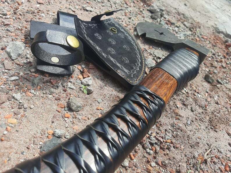 CUSTOM HANDMADE DAMASCUS STEEL HATCHET TOMAHAWK HUNTING AXE