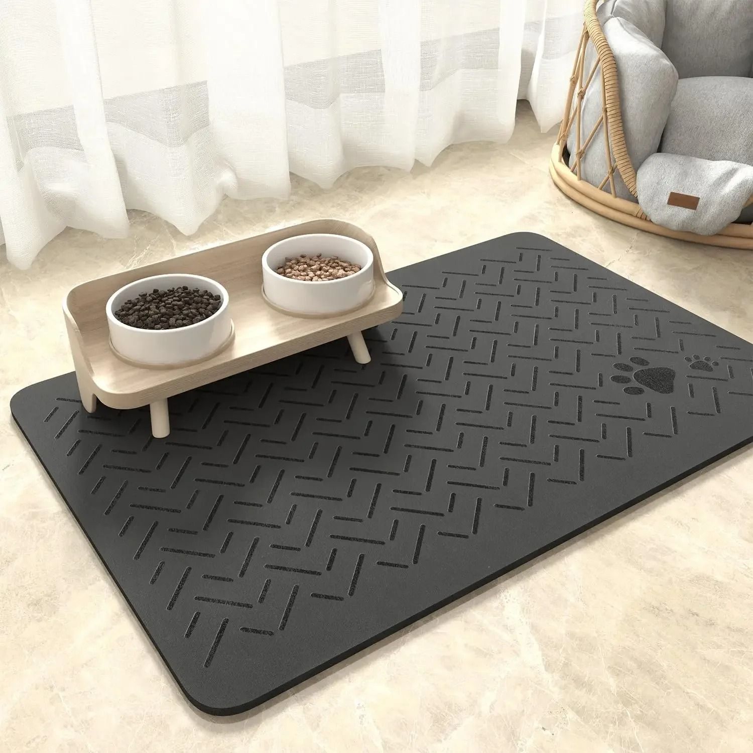 Quick Dry Absorbent Dog Feeding Mat with Rubber Backing for Food and Water Bowls
