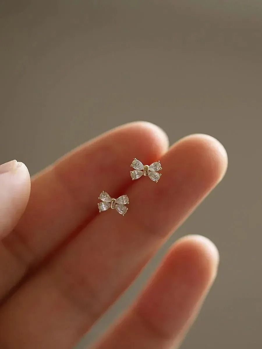 Classic Gold Tone Sparkling Stud Earrings