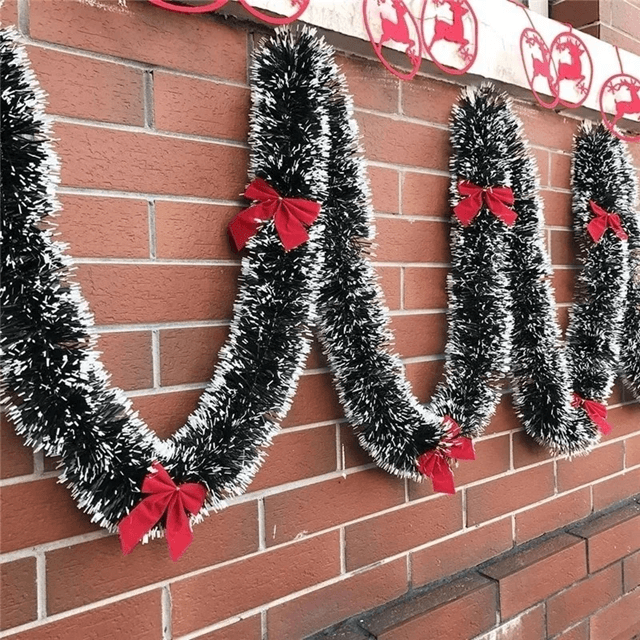 HolidayRibbon Christmas Garland